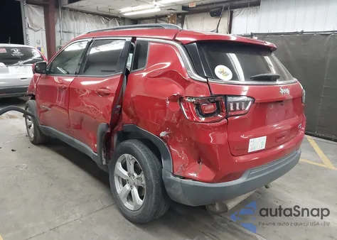2018 Jeep Compass Latitude Fwd из США, поврежденный, VIN 3C4NJCBB7JT233221